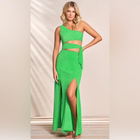 NWT green Maaji summer dress - Picture 2 of 3